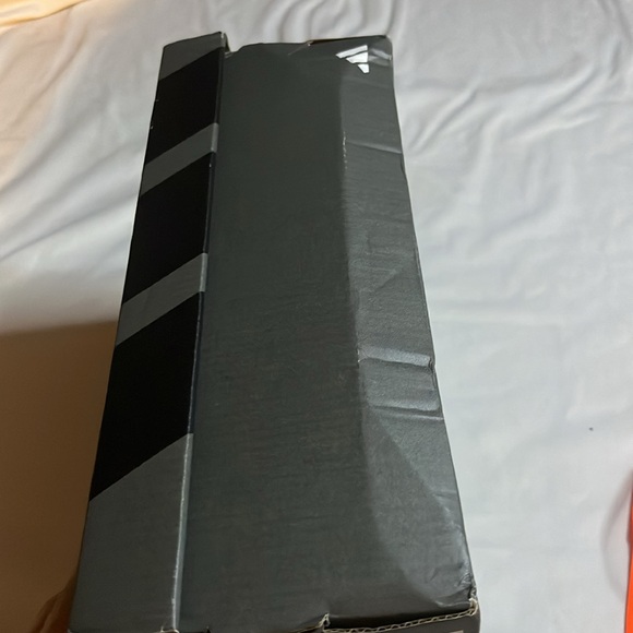 NIB Adidas Predator Soccer Cleats - Picture 12 of 12